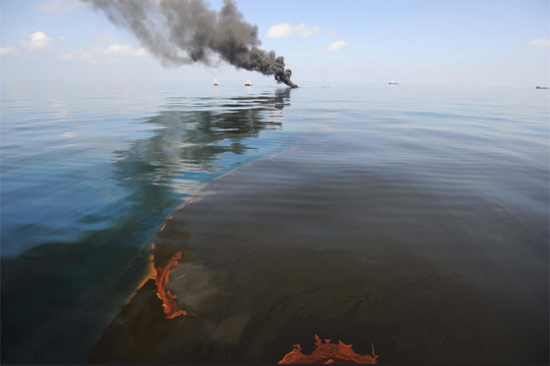 water pollution oil spills effects